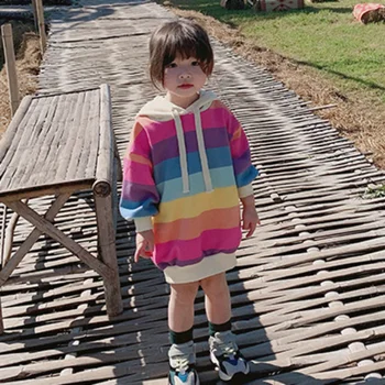 Новое поступление 2023 года, хлопковая радужная толстовка для девочек, пуловер с капюшоном с бесплатной доставкой, подходит для детей в возрасте от 2 до 8 лет