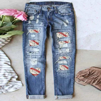 Женские прямые джинсы средней посадки с потертым бейсбольным принтом